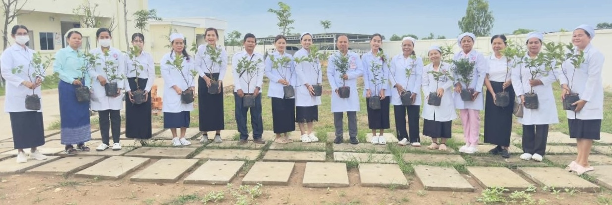 Serei Saophoan Referral Hospital Promotes Environmental Awareness Through Tree Planting