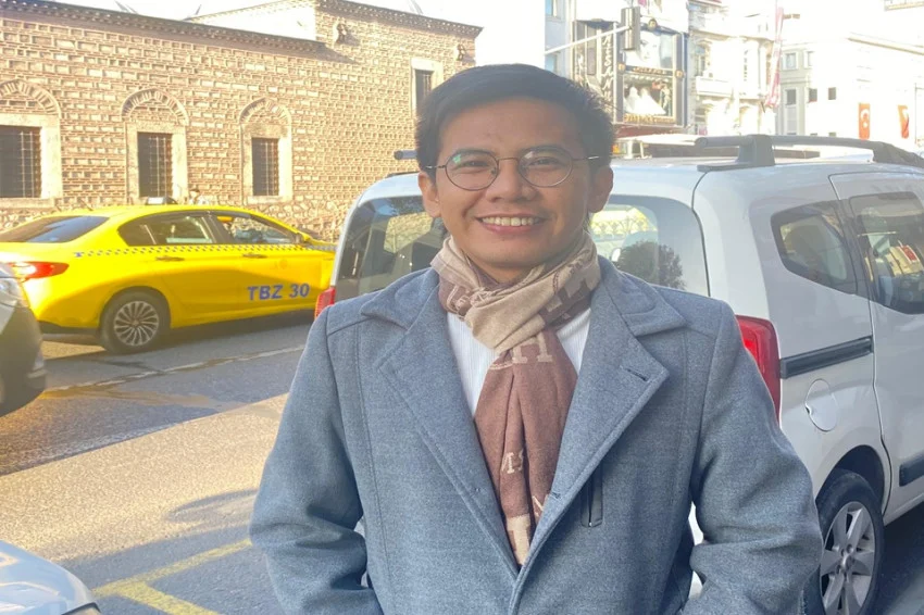Warning Issued on Dangers of 'White Oligarchy' Romanticization in Indonesia