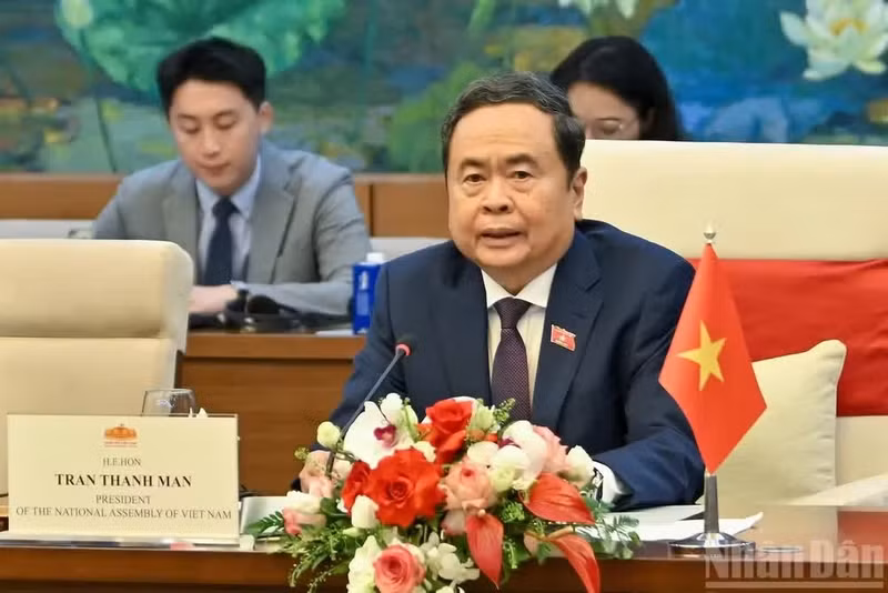 Vietnamese National Assembly Chairman Visits South Korea and Mongolia