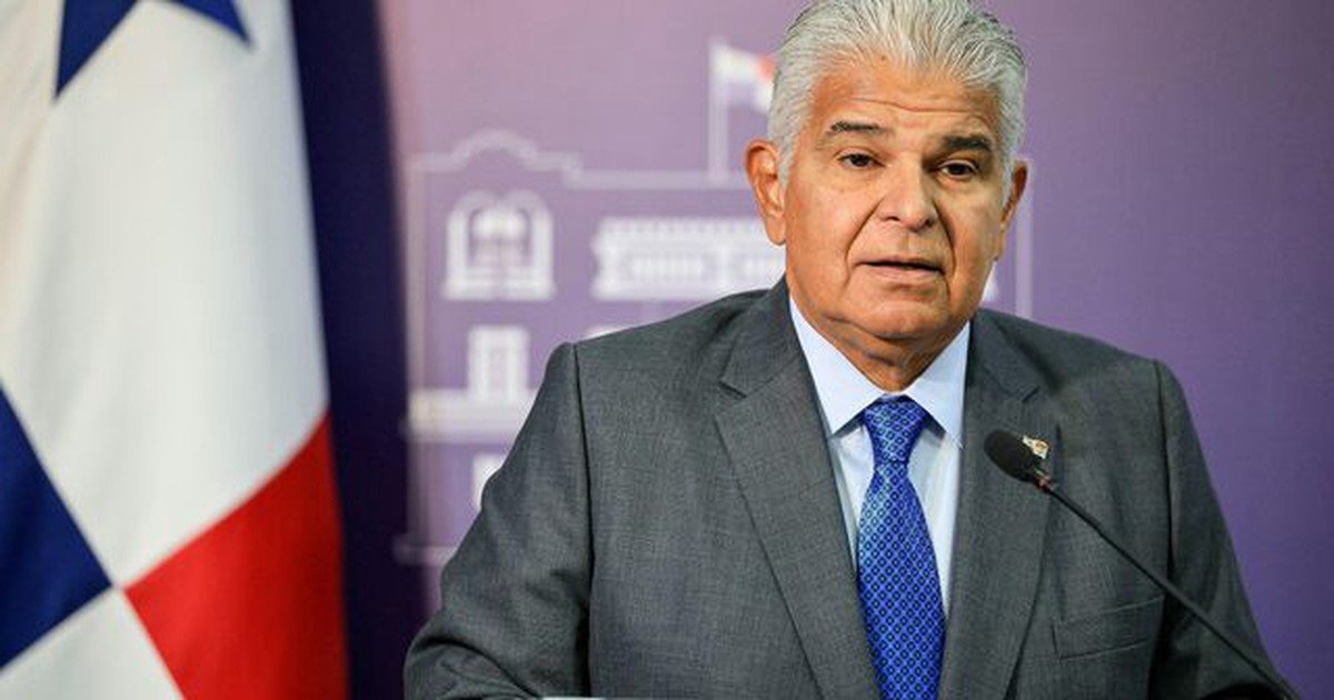 Panamanian President to Make Official Visit to Vietnam
