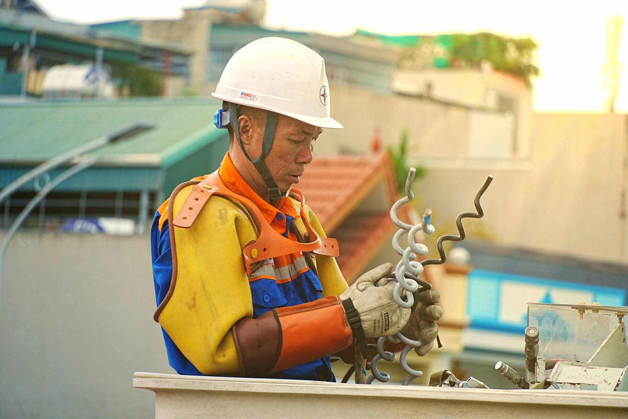 Vietnam's Power Consumption Hits New Record, Raising Concerns for AI Development
