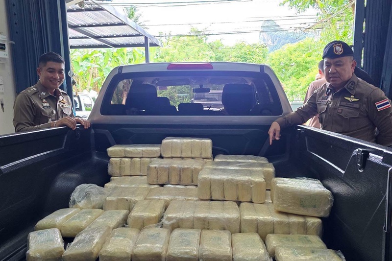 Phang Nga Police Seize 1 Million Meth Pills in Rental House Raid