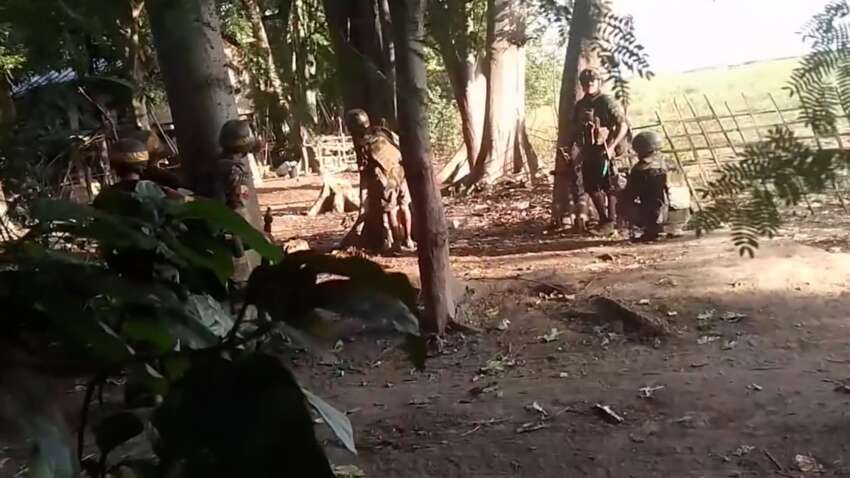 マッタル地域で反体制派が軍事拠点を襲撃、兵士15人死亡、武器1丁を鹵獲