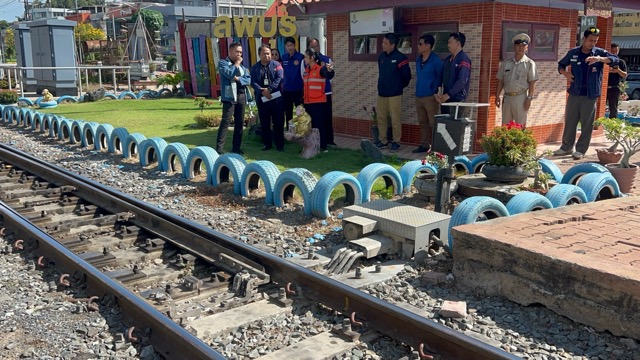 Lopburi Intensifies Safety Measures at Central Railway Crossing