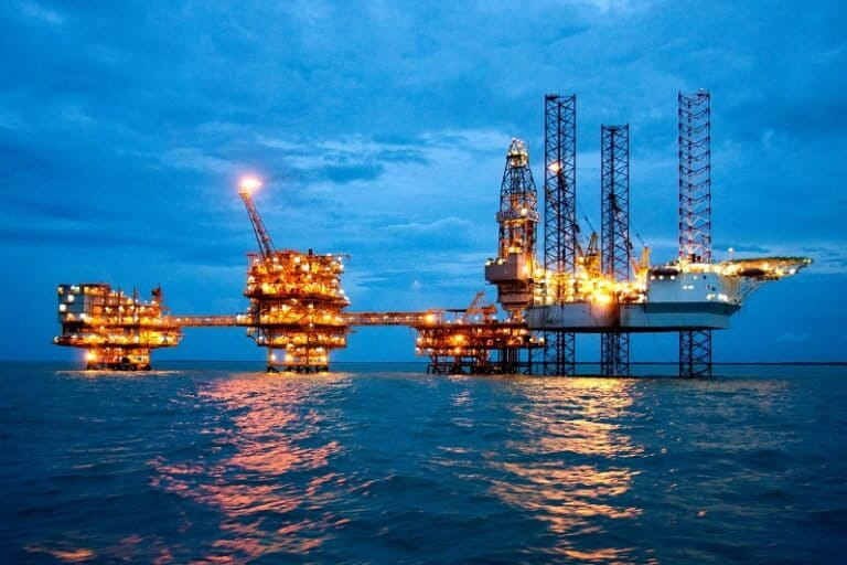 Indonesia's Climate Diplomacy Questioned Amidst Oil & Gas Deal Linked to Presidential Envoy