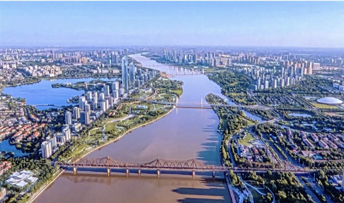 How should Hanoi plan the Red River landscape boulevard?