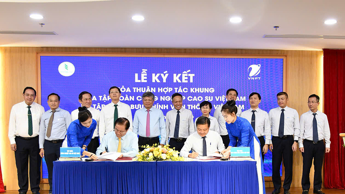 VNPT and VRG Ink Deal to Develop Smart Industrial Parks