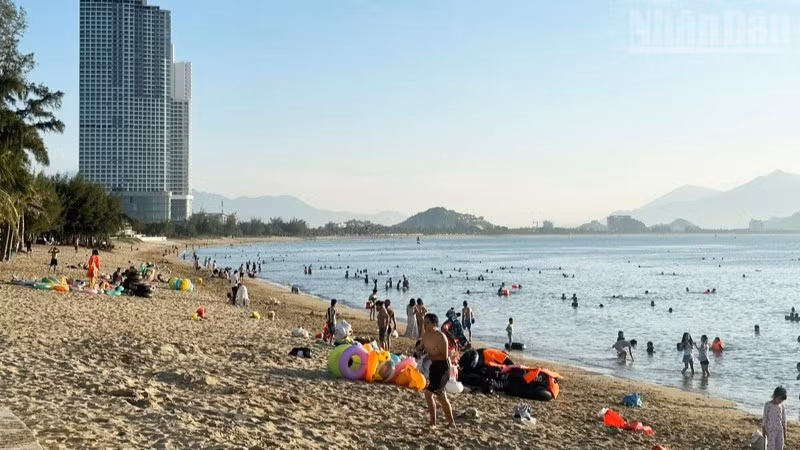 ベトナム南中部沿岸、ビビンソン・ニンチュー海岸の美化へ市民参加を促進