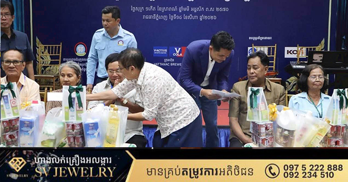 カンボジア文化相、ベテラン芸術家を称賛 - 文化振興への貢献を強調