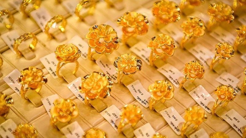 Domestic Gold Prices in Vietnam Remain Elevated Despite Global Market Decline