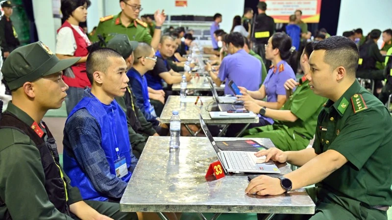 Vietnam Busts Large Cross-Border Scam Ring, Arrests 40