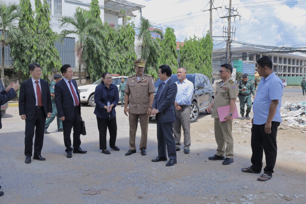 Svay Rieng Deputy Governor Leads Korean Ambassador to Inspect Online Scam Sites and Bavet International Border
