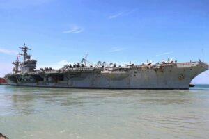 米空母打撃群、タイからの出港を発表 連携強化の狙いか