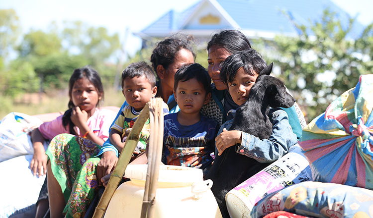 タイとの国境紛争、2万人超が未だ避難生活 カンボジア内務省が報告