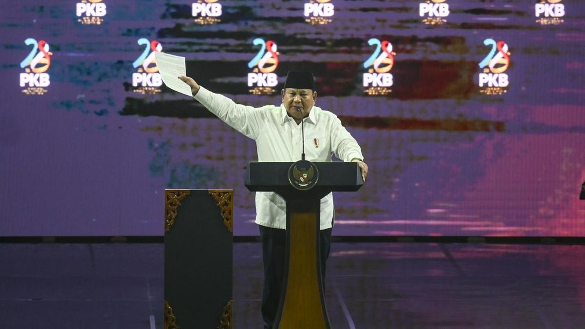 プラボウォ大統領、国家予算の30%が流用と指摘 削減を誓う