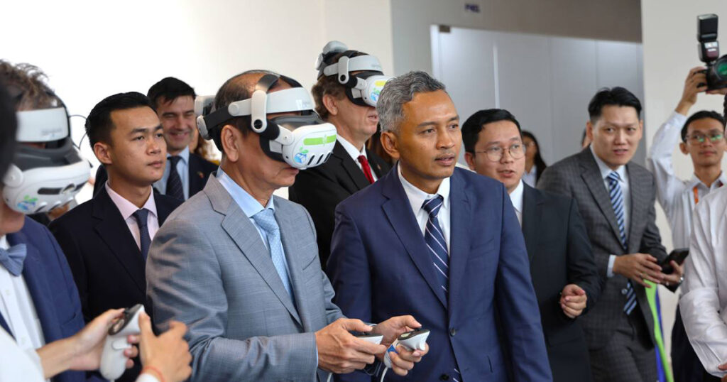 Cambodia, EU, France Launch Regional VR Contest for Digital Skills and Climate Innovation