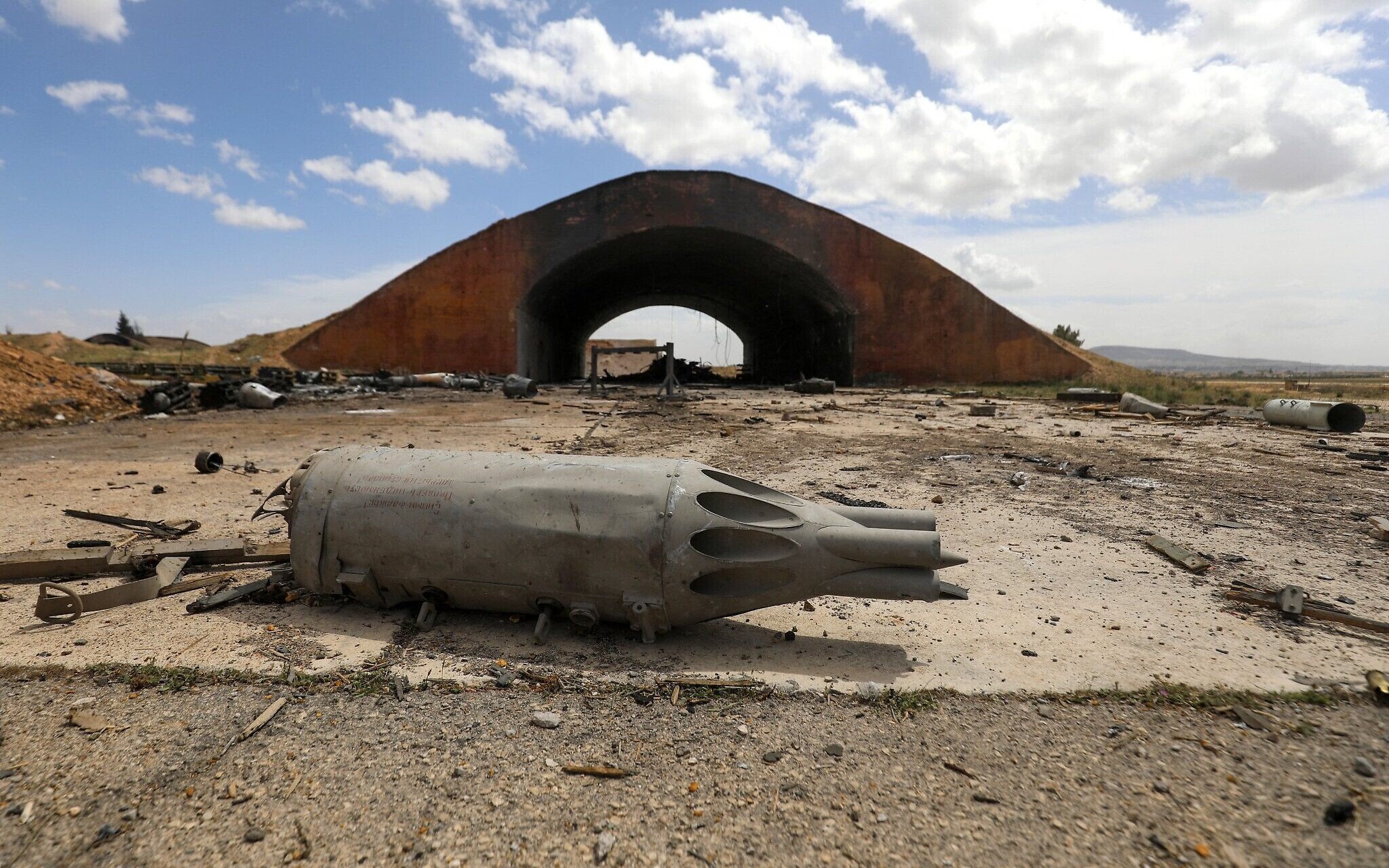 トルコ、シリア空軍基地へのイスラエル攻撃を非難 カンボジアへの影響は限定的