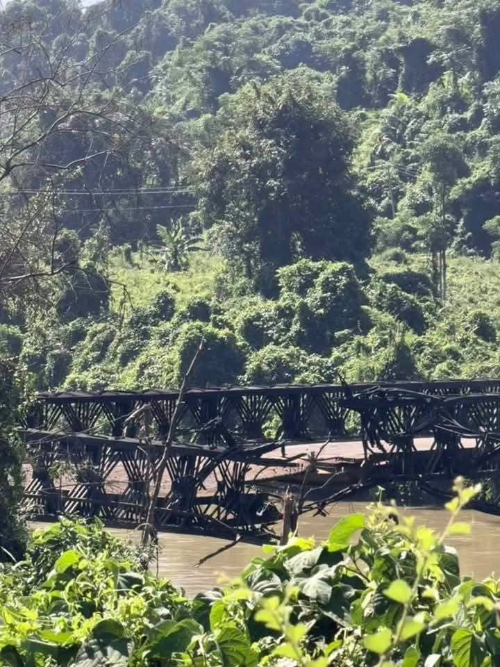 ミャンマー・モウクのタッペイン川橋、空爆で損傷