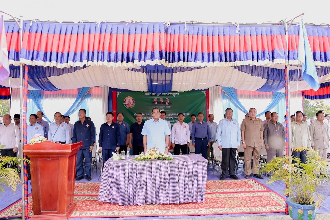 カンボジア人民党、バタンバン州で党員と会合 地方組織の強化図る
