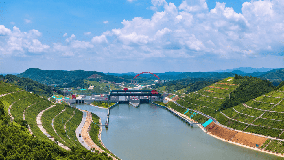 中国・新運河「平陸運河」開通、ASEANとの貿易ルート刷新に期待