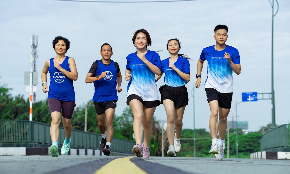 Galaxy Run Draws 5,000 Runners Along Saigon River in Ho Chi Minh City