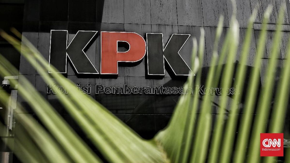 税関職員がKPKの尋問後に逃走、輸入関連の収賄疑惑で捜査進展