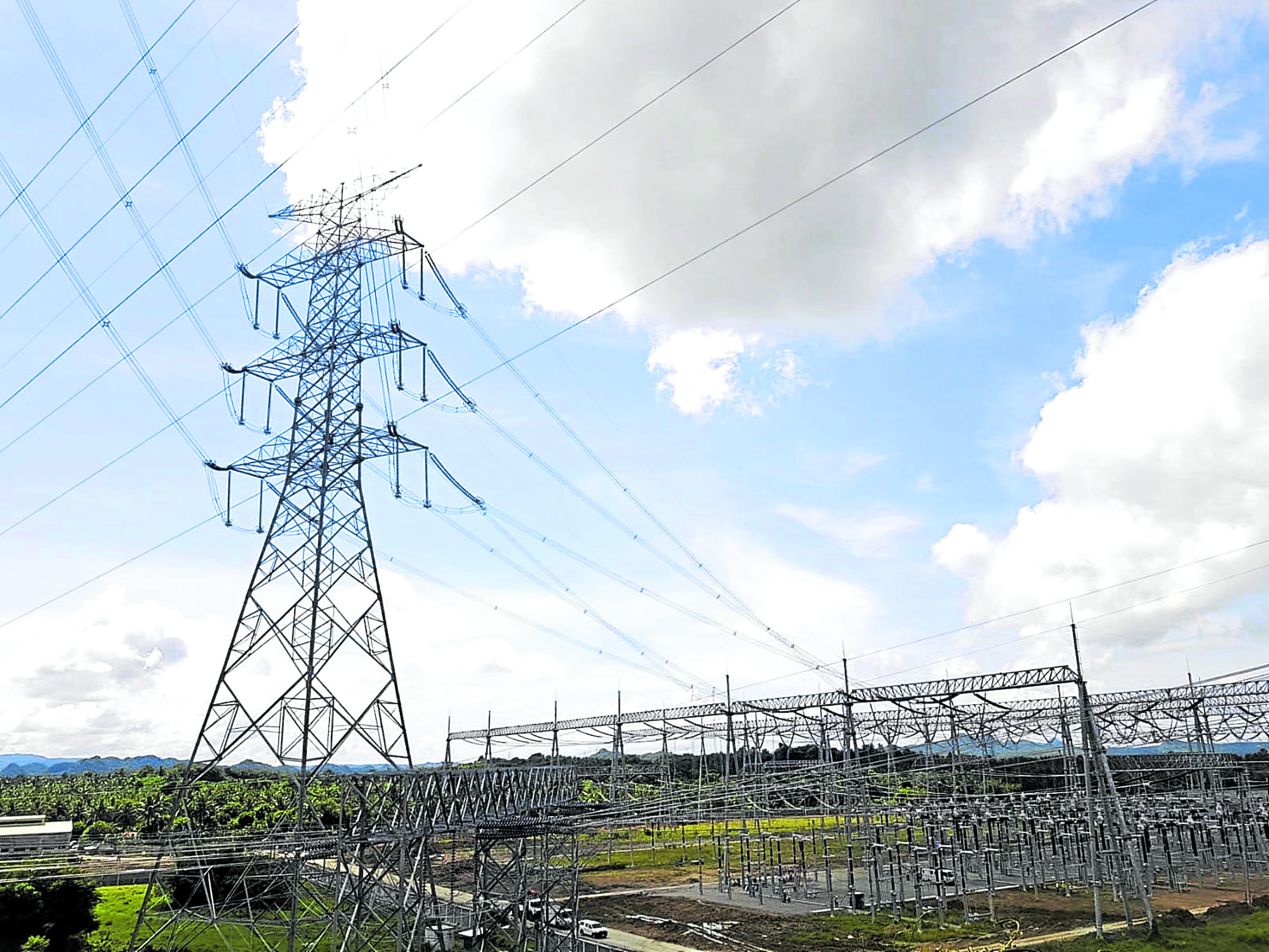Solon Hits DOE for Slow Response to Visayas Power Outages