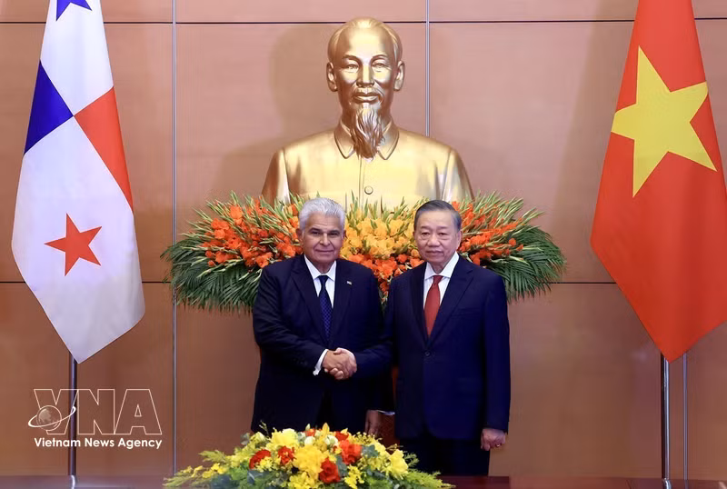 パナマ大統領、ベトナム公式訪問を終結 経済協力拡大へ意欲