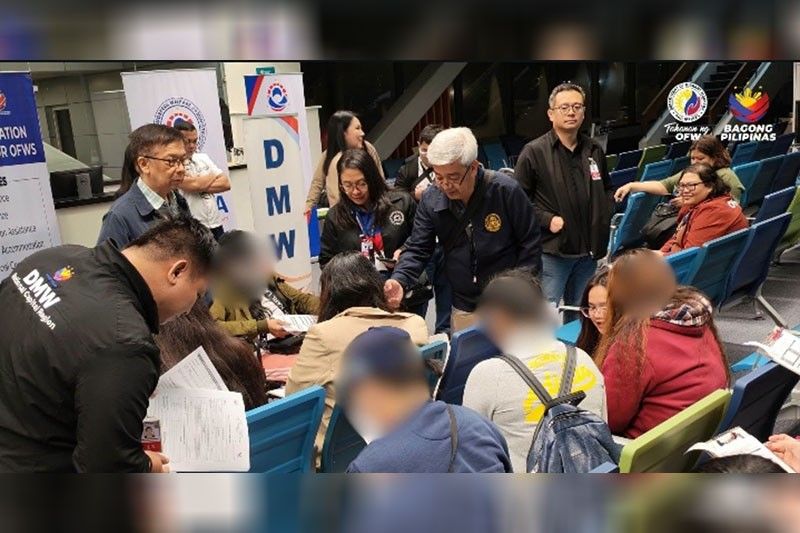 ロシア拘束のフィリピン人24人、大統領外交で帰国