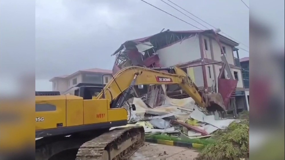Eradicating Online Frauds: Demolishing of illegal buildings in Shwekokko