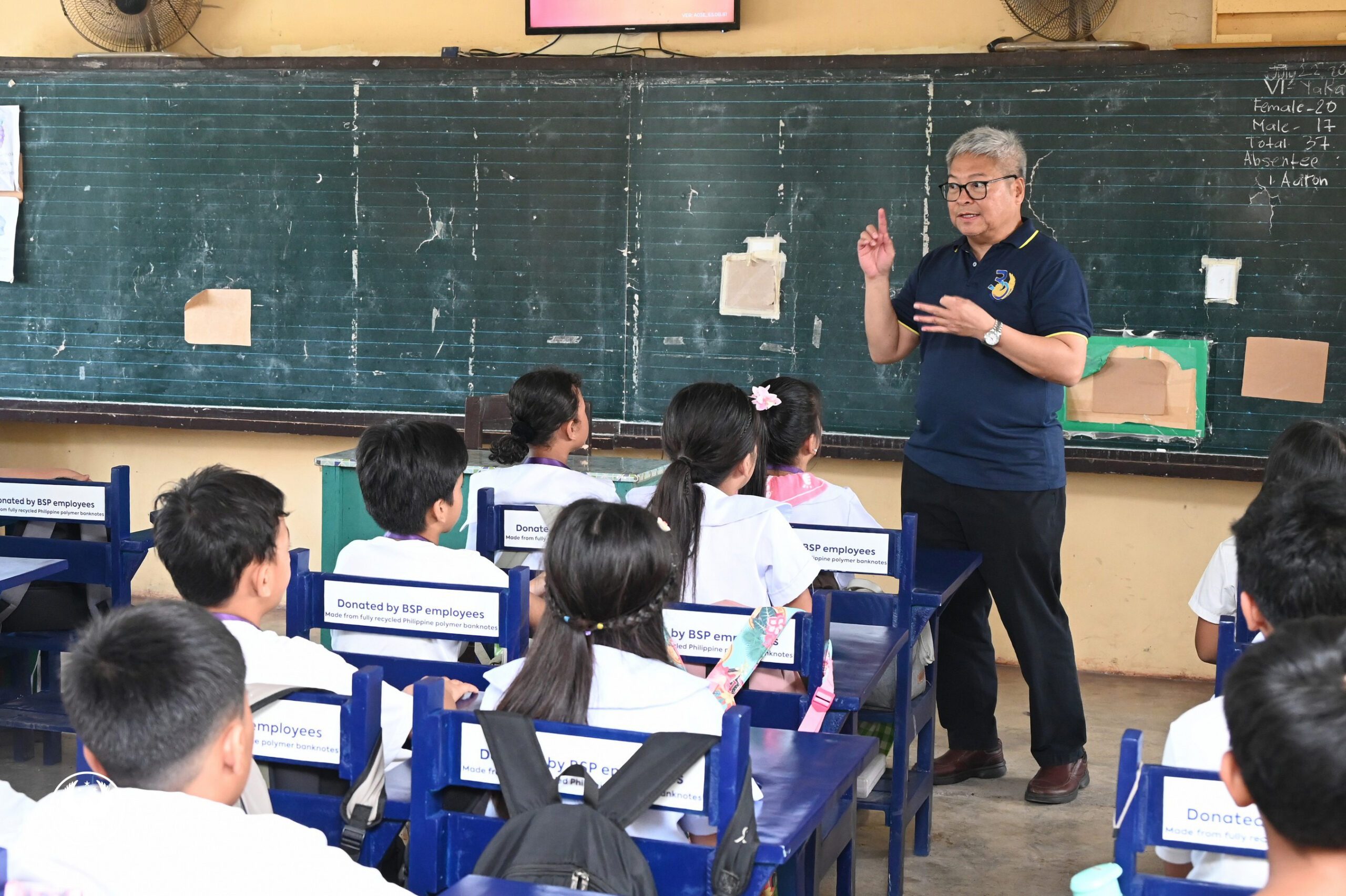 Recycled Peso Bills Transformed into Armchairs for Davao City School