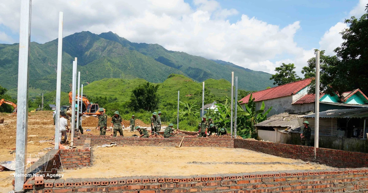 Vietnam Rushes Emergency Resettlement for Flood Victims