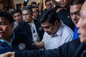 Estrada to pursue legal remedies after ex-DPWH chief dropped from plunder case