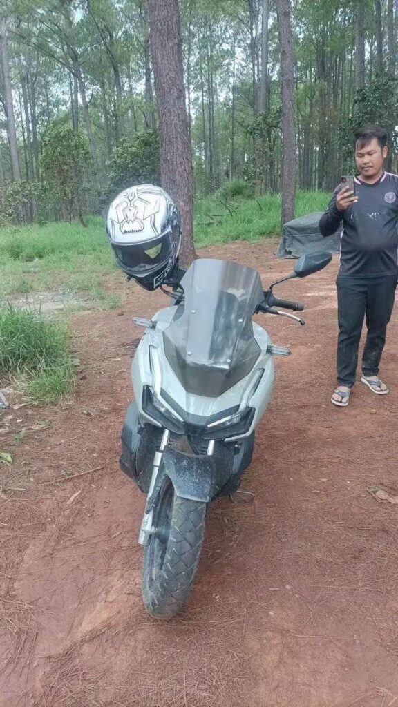 キリロム国立公園でADVバイク遺棄、遺書には「私は死んだ」の文字