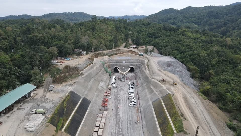 タイ北部新鉄道路線、進捗70% ウモントーイトンネル2026年貫通へ