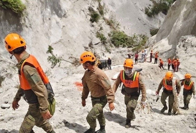 南コタバト地震、軍増援で救援活動加速