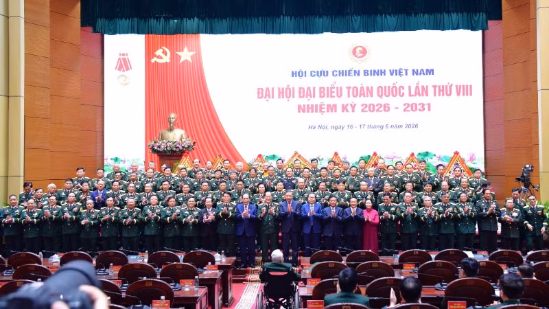 Vietnam Veterans Association Holds 8th National Congress, Elects New Leadership