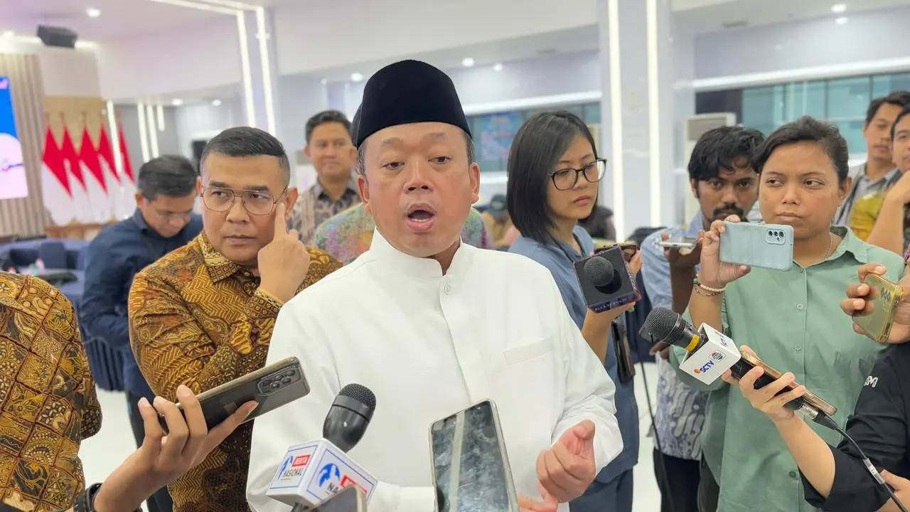 Immigration Confirms Minister Nusron Wahid's Overseas Travel Amid KPK Investigations