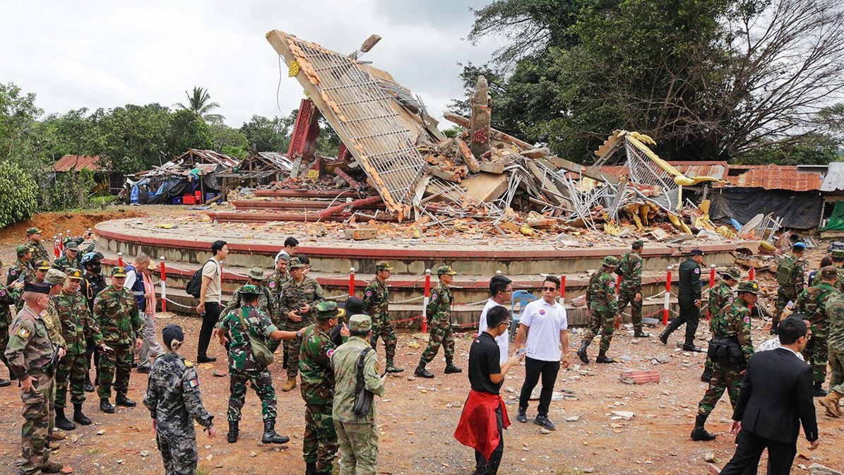 タイは先に爆撃して後で占領することはできない