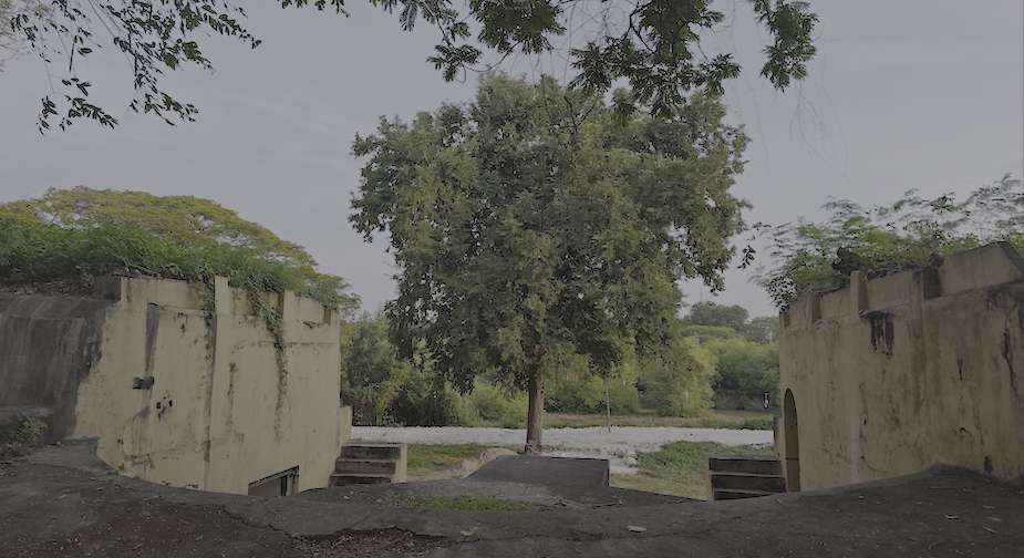 The fort and a view from one of the gun emplacements: Reinterpreting historical memory in Surabaya