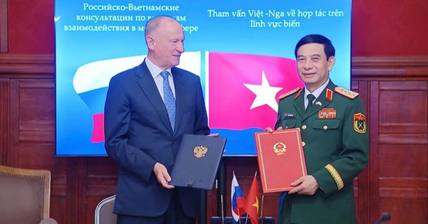 Vietnam, Russia Sign Maritime Cooperation Plan Through 2030