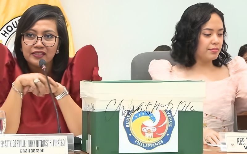 Defense: Opening sealed box a fishing expedition