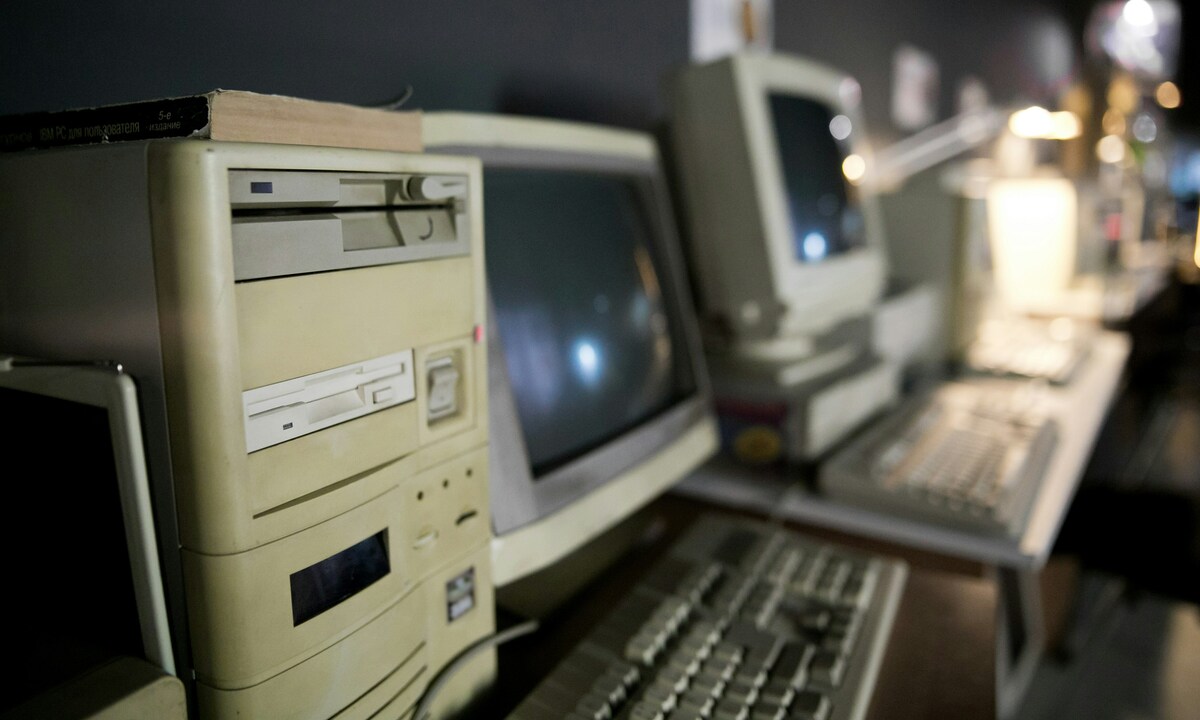 Vietnam: First in Southeast Asia to Introduce Internet