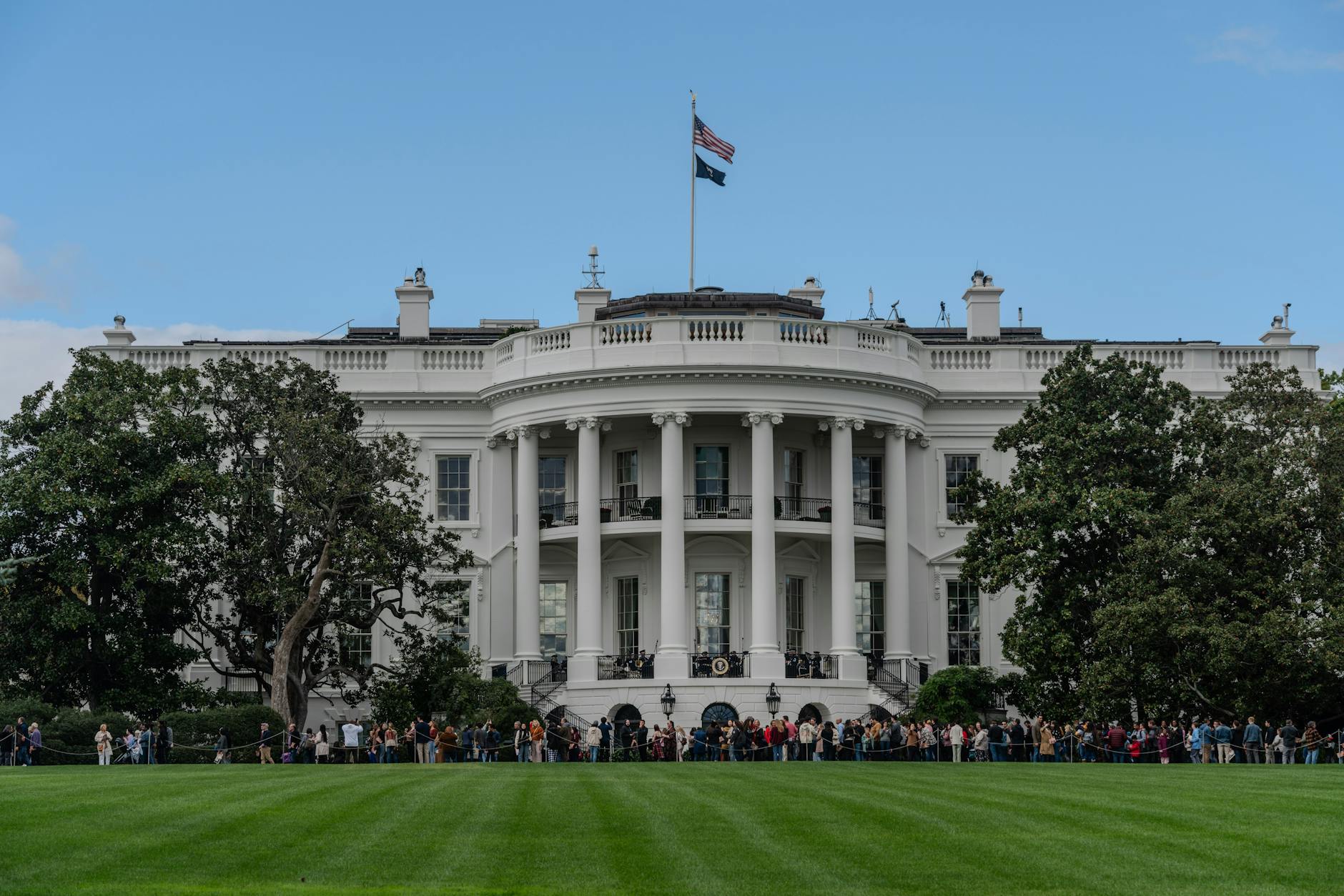 ミャンマー、ウィンミン大統領釈放の裏側:軍事政権の「政治ゲーム」か