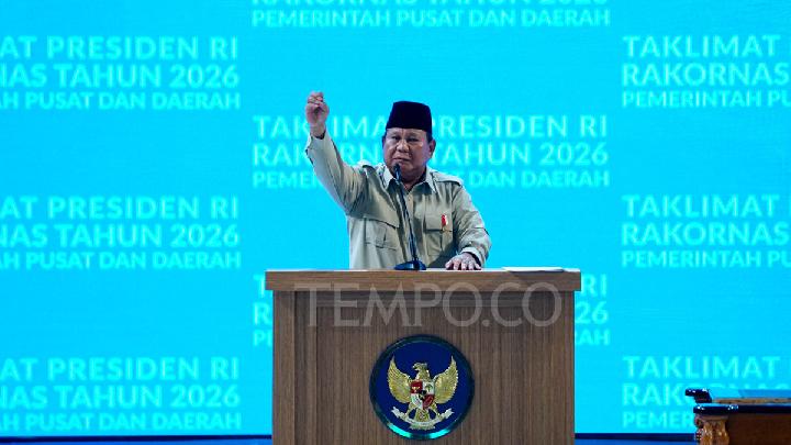 プラボウォ大統領、住宅改修プログラムに1戸2千万ルピアを計画 リサイクル瓦活用も視野