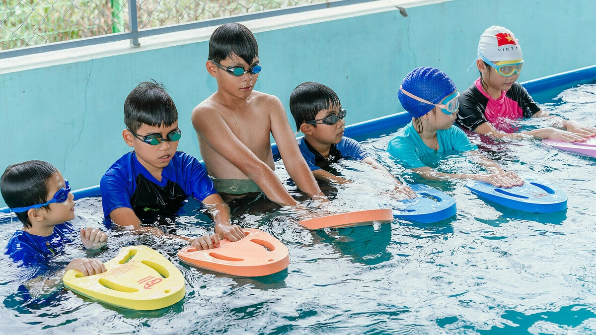 Vietnam Seeks to Boost Drowning Prevention Through Enhanced Swimming Education Amid Rising Risks