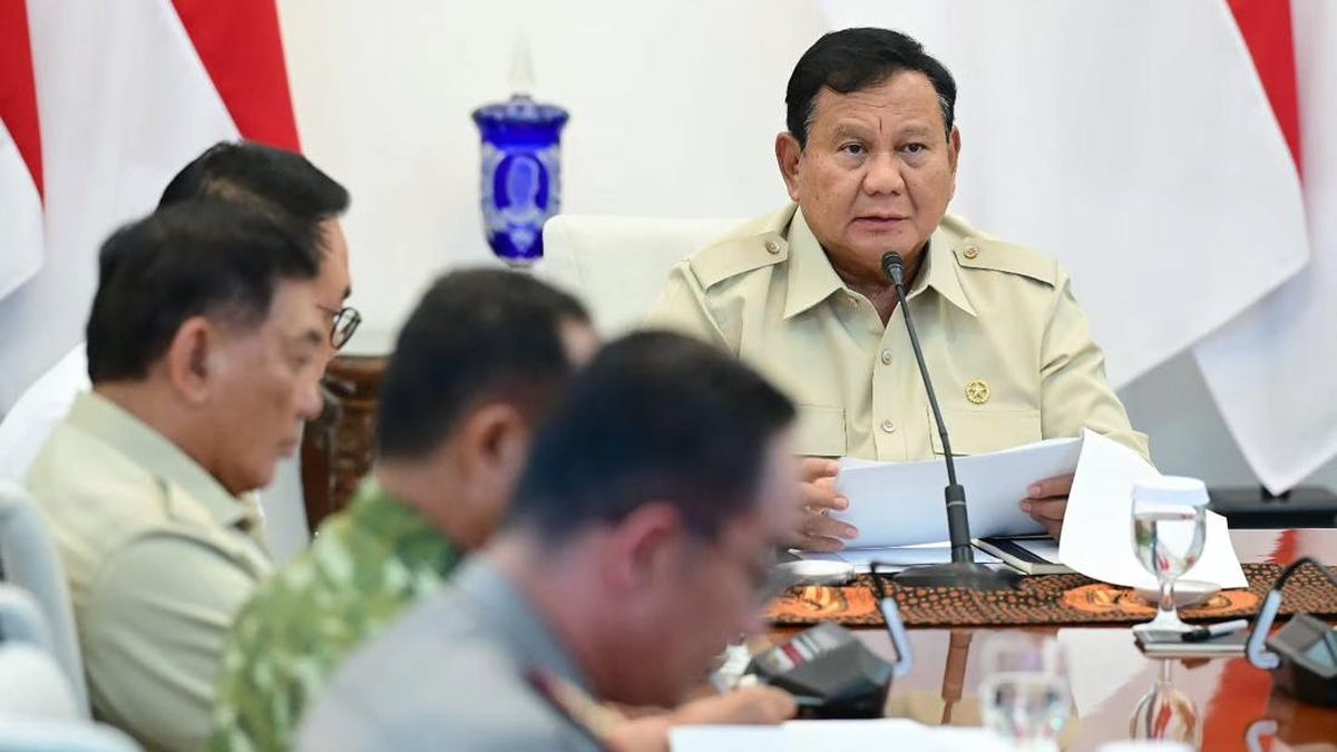 プラボウォ大統領、森林火災対策会議を主導