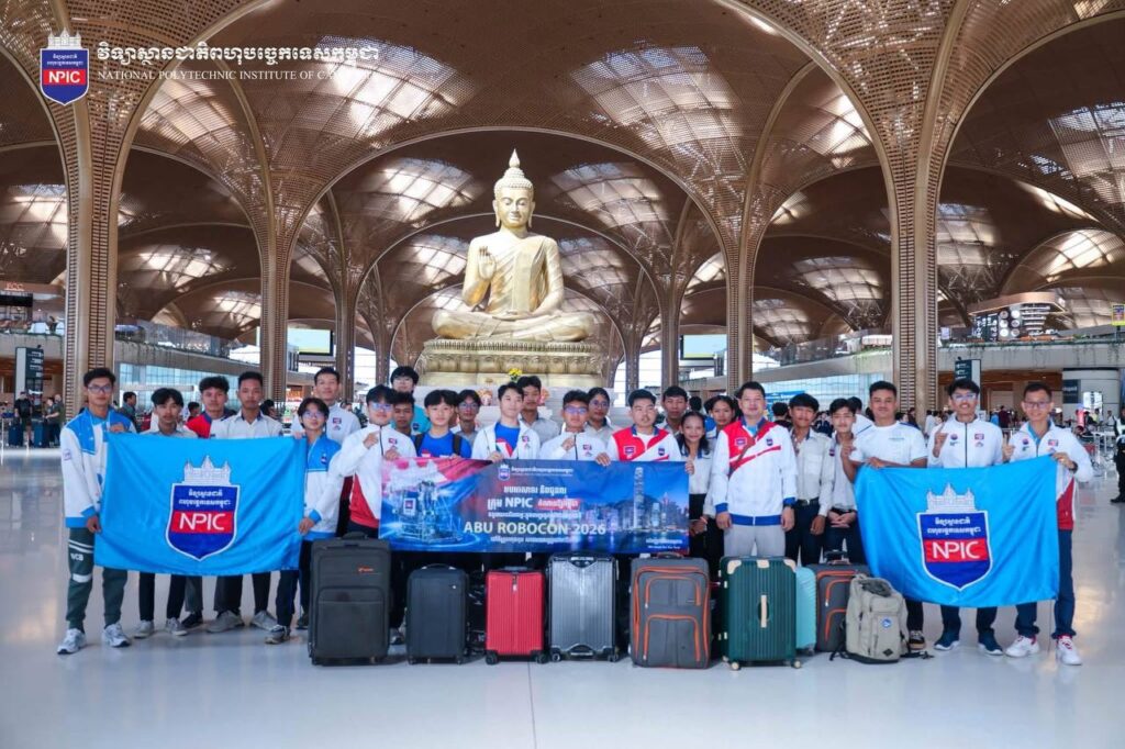 Cambodian Students Depart for International Robot Competition