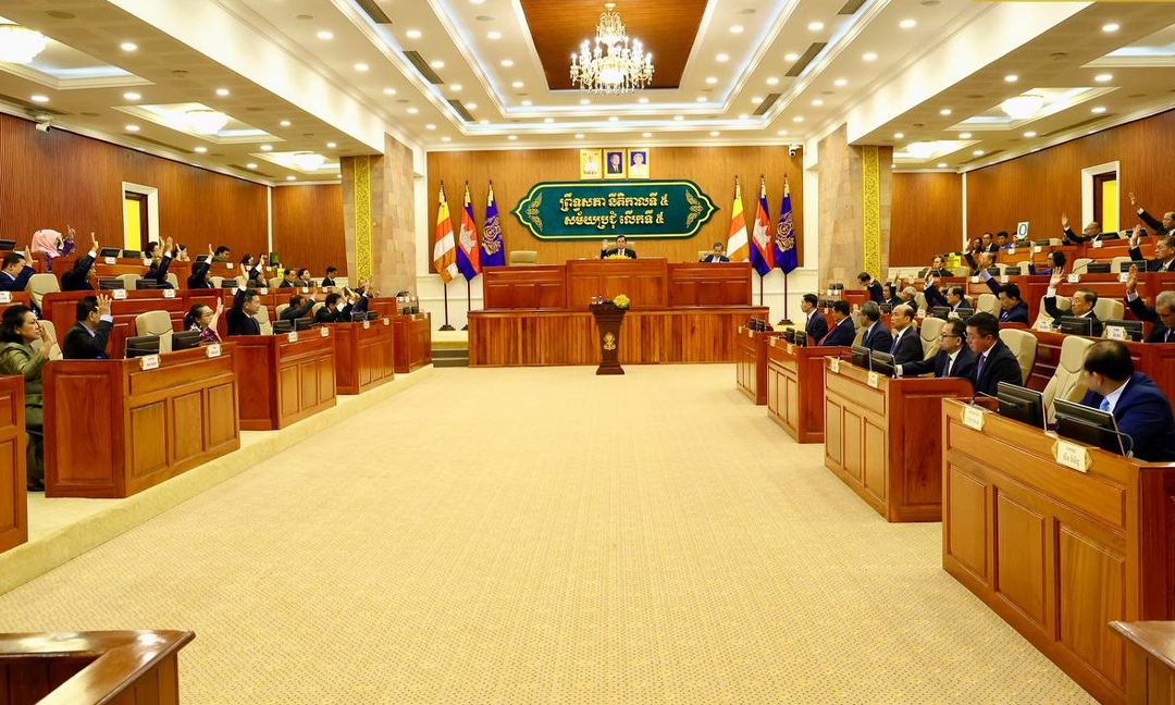 Cambodia's Senate Unanimously Passes Military Service Law