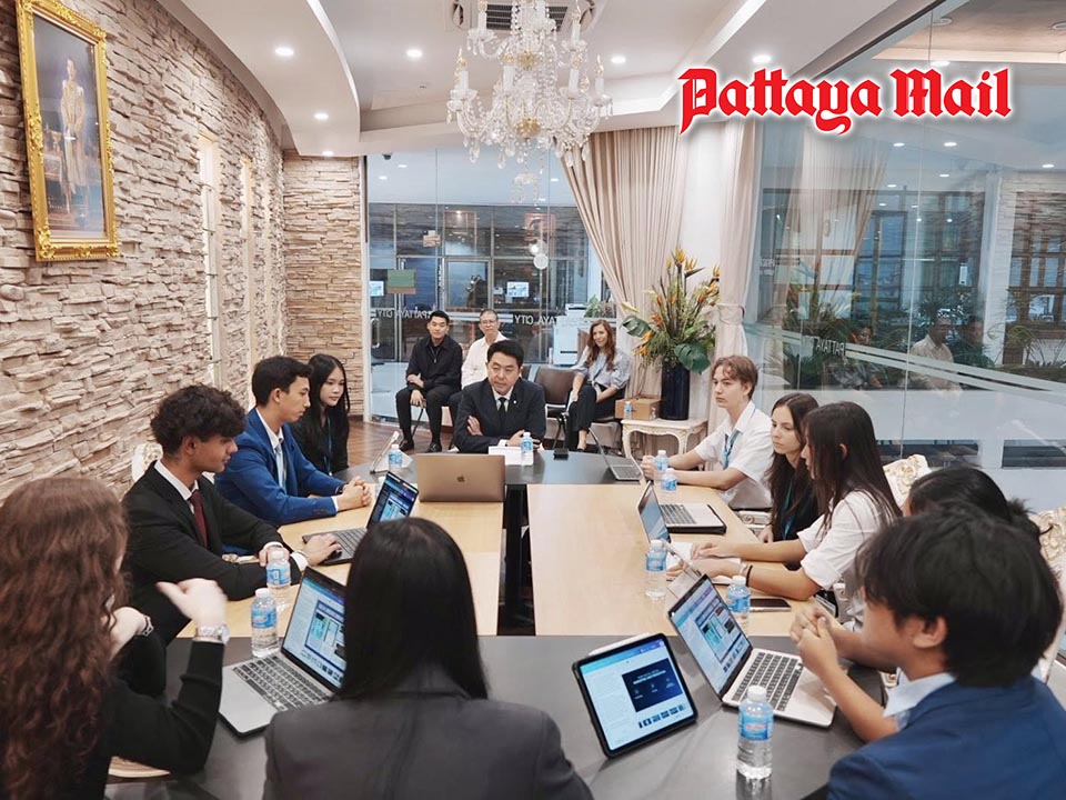 Pattaya City Hall hosts students for smart tourism and digital safety exchange